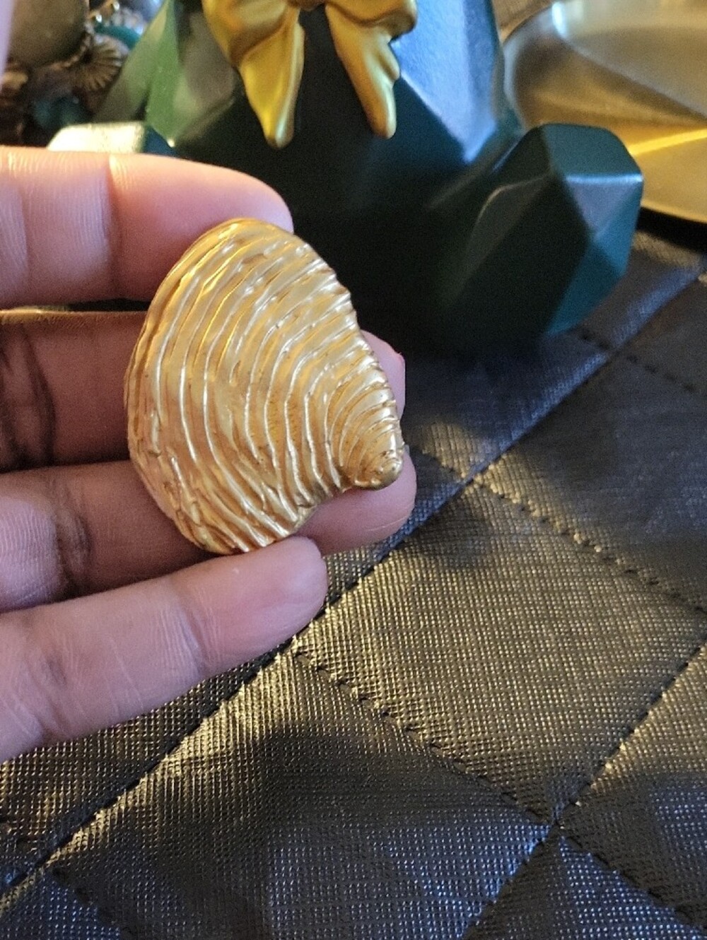 Gold Shell-Shaped Clip Earrings - Picture 3 of 3